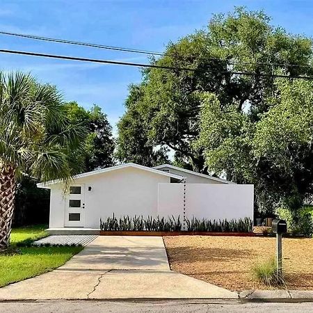 Downtown Dream- Relaxing Escape In Downtown Pensacola Villa Luaran gambar