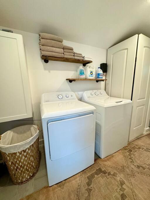 Downtown Dream- Relaxing Escape In Downtown Pensacola Villa Luaran gambar